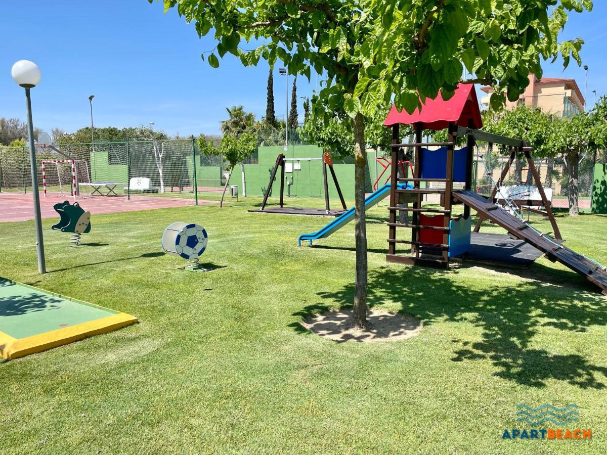 Apartbeach Los Juncos Residencial Piscinas Y Petanca La Pineda Exterior foto