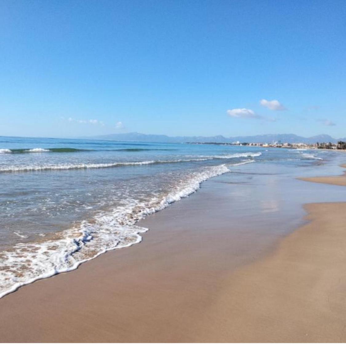 Apartbeach Los Juncos Residencial Piscinas Y Petanca La Pineda Exterior foto