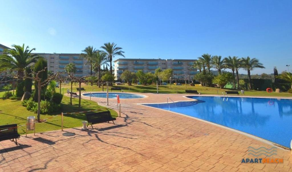 Apartbeach Los Juncos Residencial Piscinas Y Petanca La Pineda Exterior foto